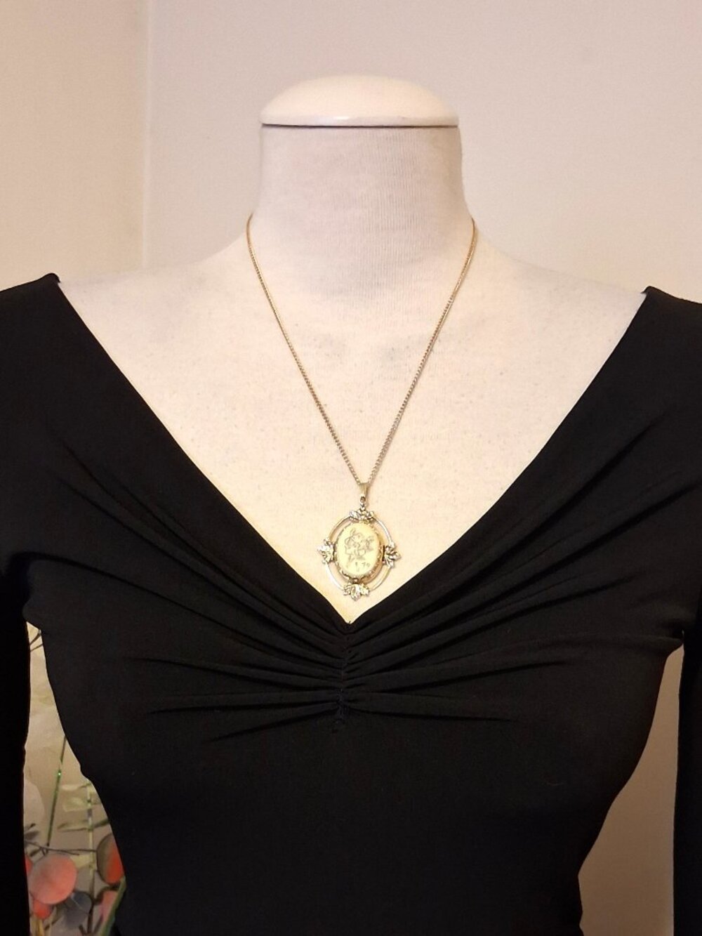 Vintage Large Signed Ivory Pendant Hand Carved Painted Necklace Rare Collector